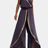 Lorena - Mono Elegante con Detalles Dorados