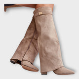 Botas Altas con Diseño Sofisticado