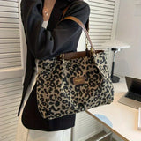Leoparda - Bolsa con Estampado Selvático