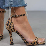 Julieta - Sandalias de tacón alto con estampado de leopardo