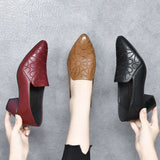 Olena - Zapatos de Tacón en Piel Vegana con Bordado Delicado
