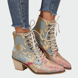 Botines de cuero con flores para Valentina