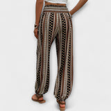 Scarlet - Pantalones con gráficos étnicos