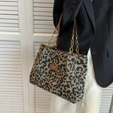 Leoparda - Bolsa con Estampado Selvático