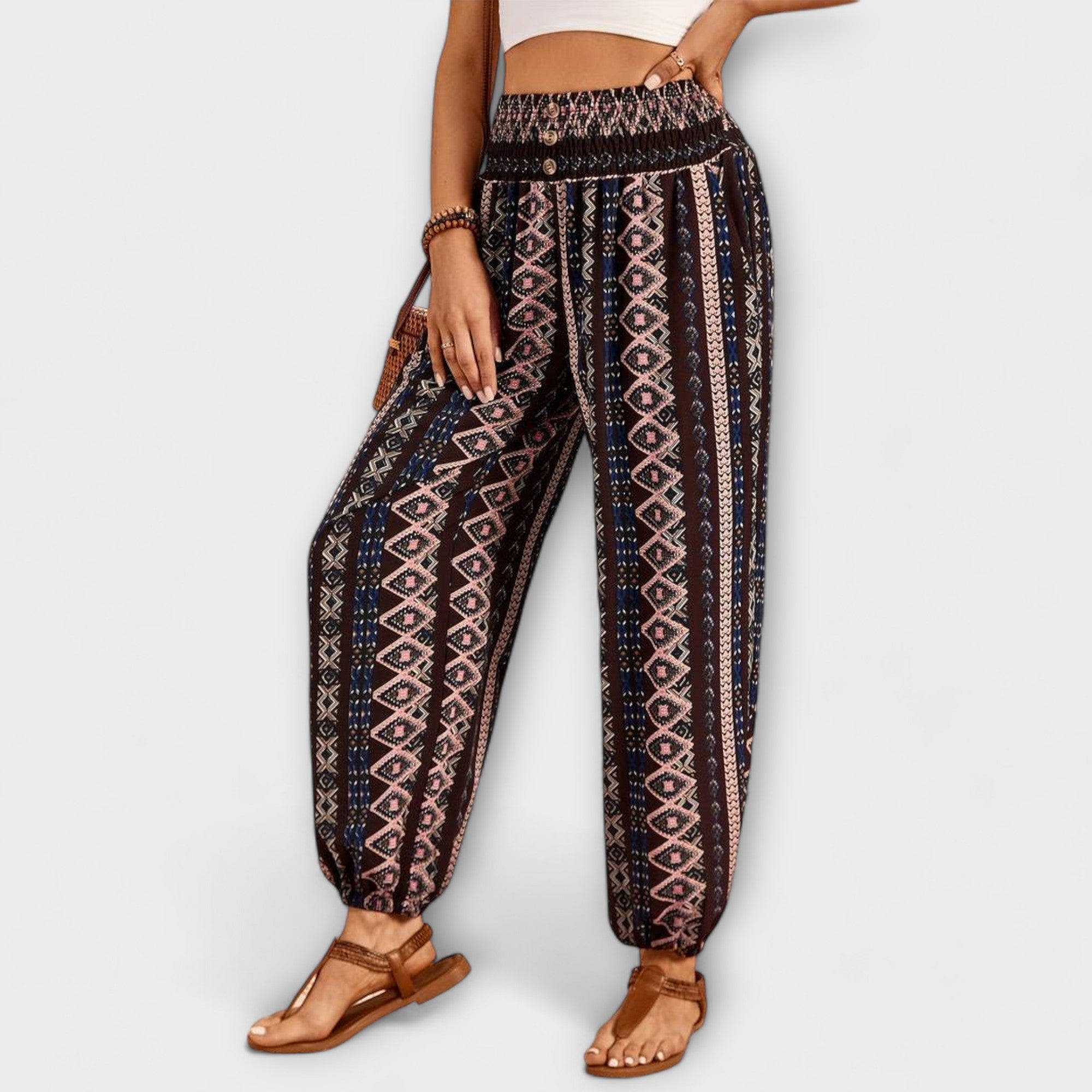 Scarlet - Pantalones con gráficos étnicos
