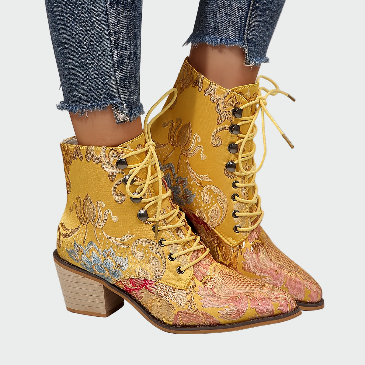 Botines de cuero con flores para Valentina