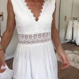 Kimberly - Vestido de Encaje con Escote en V