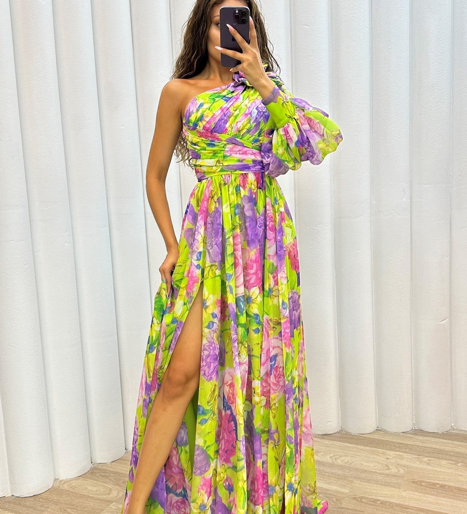 Witney - Vestido Elegante y Fluido