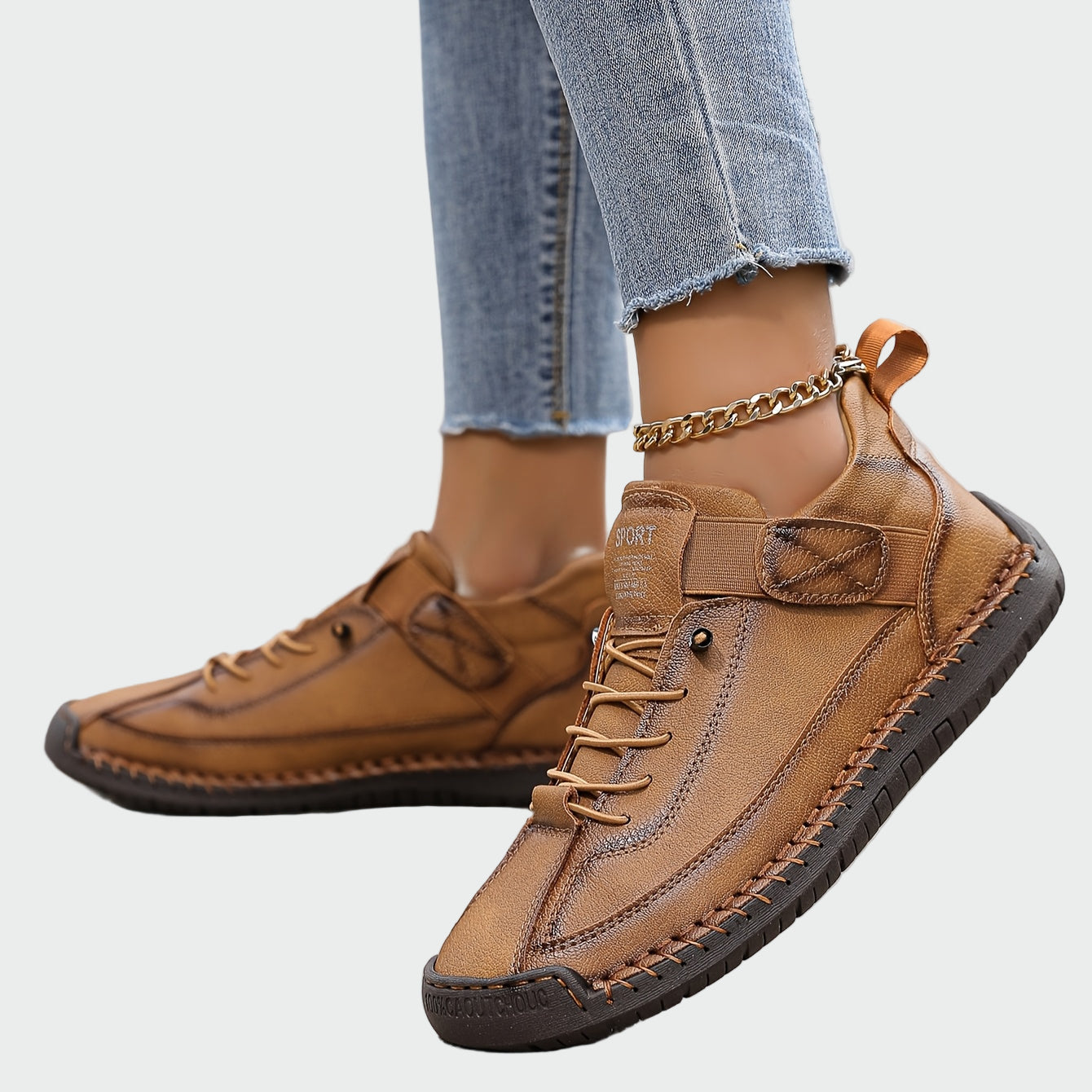 Botas ortopédicas de cuero elegantes y modernas