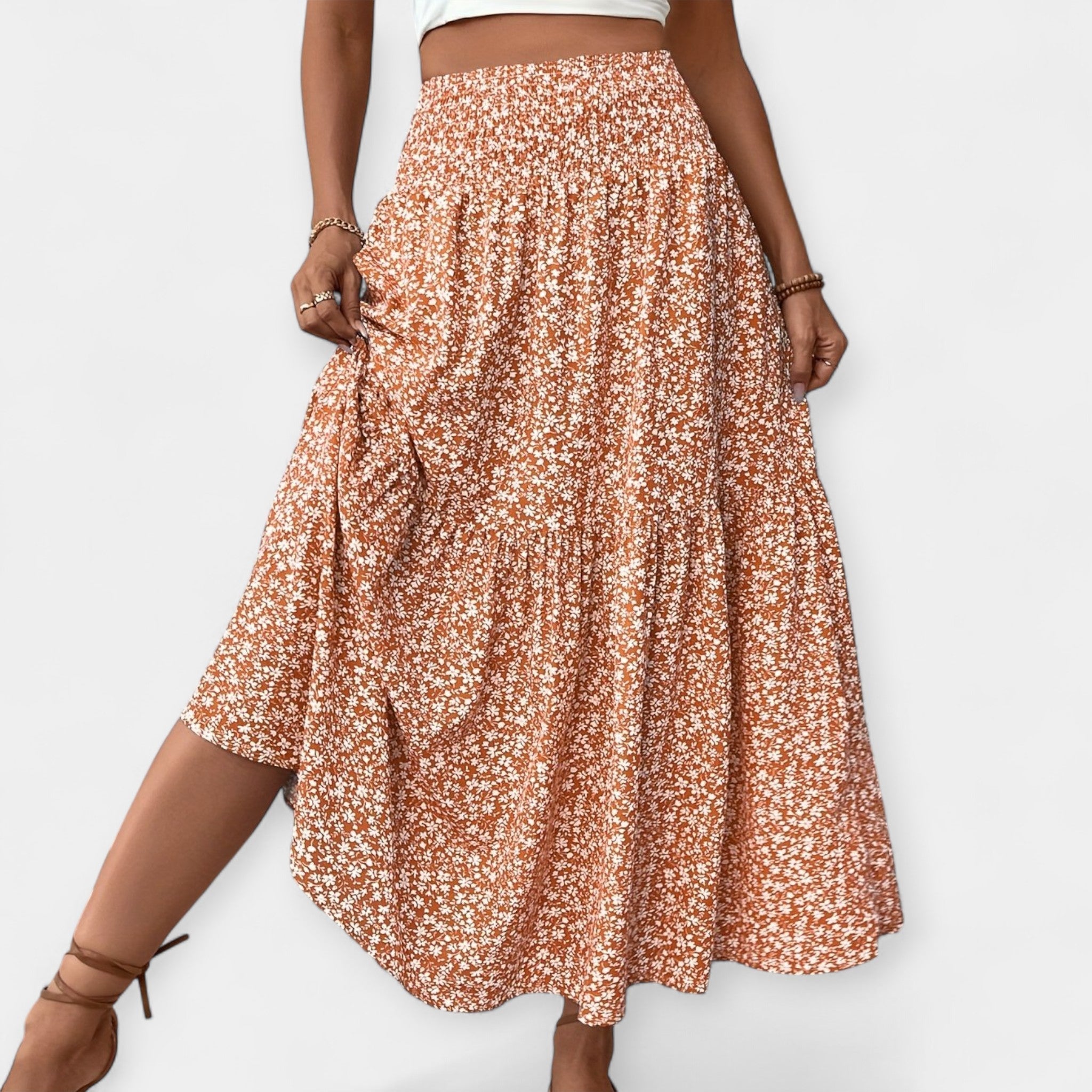 Falda Floral de Rebeca