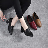 Olena - Zapatos de Tacón en Piel Vegana con Bordado Delicado