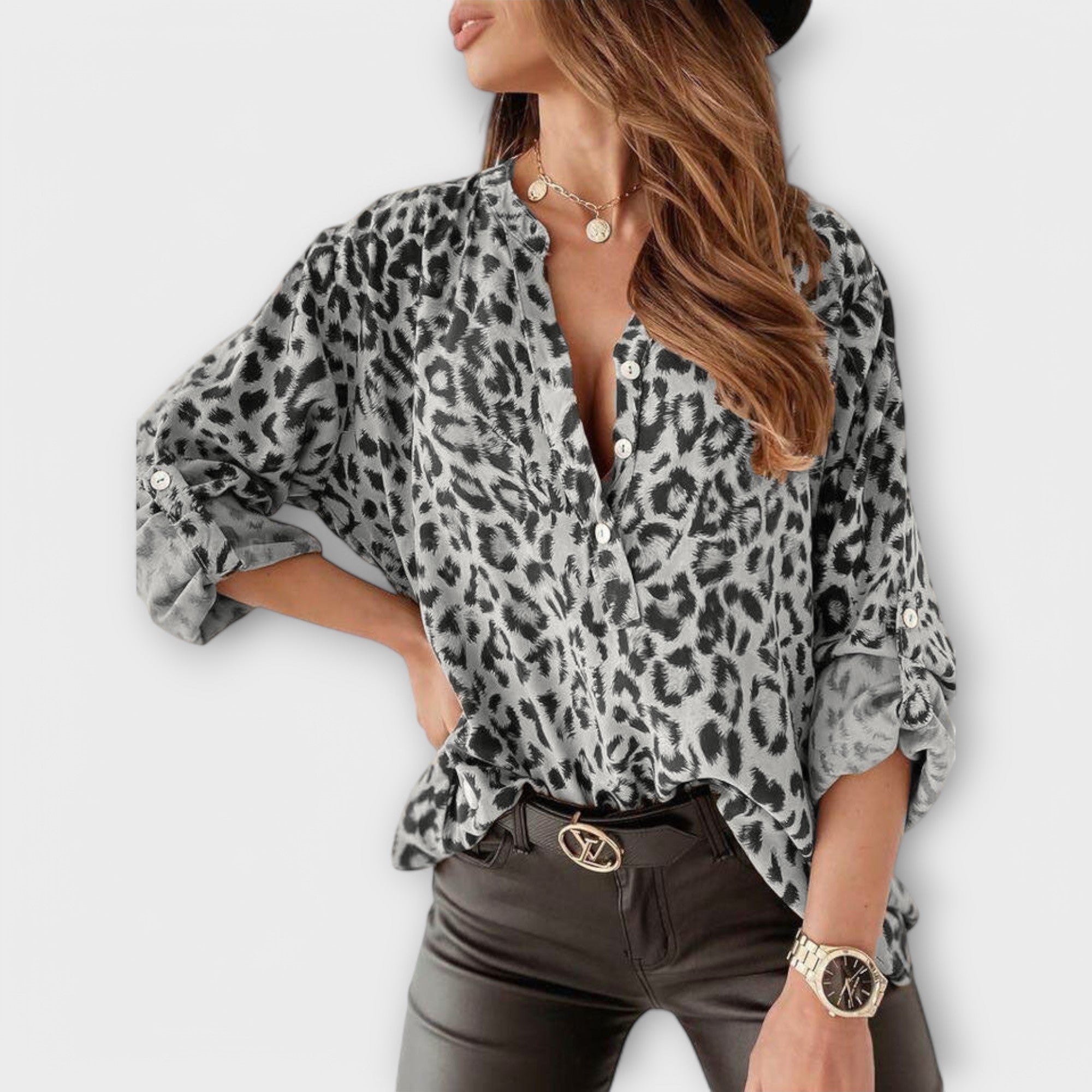 Iara - Blusa moderna con estampado de leopardo
