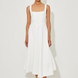 Amelia - Vestido Midi Atemporal