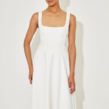 Amelia - Vestido Midi Atemporal