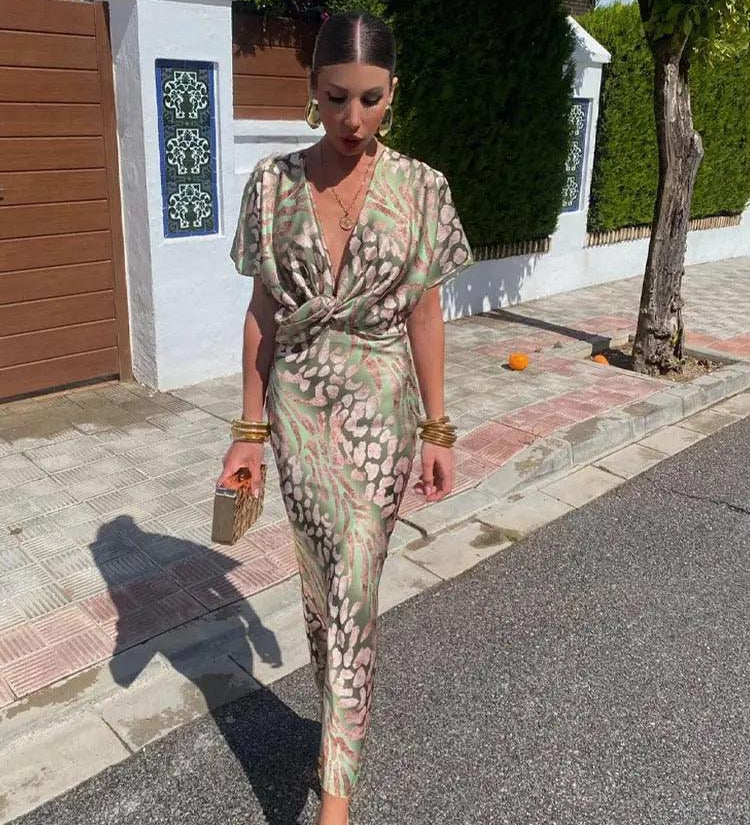 Constanza - Vestido Floral con Pliegues