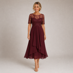 Mariana - Vestido de Encaje con Mangas Cortas y Elegancia Moderna
