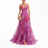 Jimena - Vestido Largo de Tul Floral en Fucsia y Lila con Escote en V