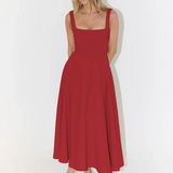 Lía - Vestido Midi Negro con Escote Cuadrado y Falda Evasé