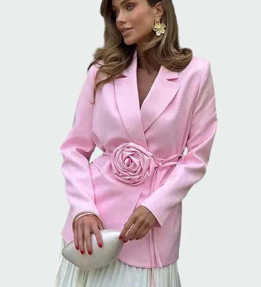 Blazer de línea impecable para Valentina