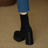 Olga - Botas con estilo moderno y la suavidad de la gamuza