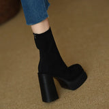 Olga - Botas con estilo moderno y la suavidad de la gamuza