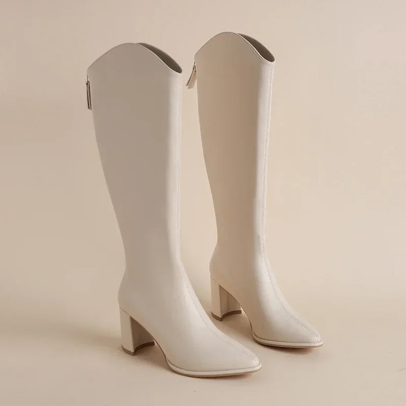 Hilda - Botas de Salto Elegantes y Sofisticadas para el Invierno
