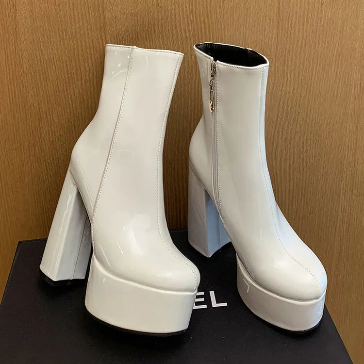 Carina - Botas con plataforma súper alta, llenas de encanto y confianza.