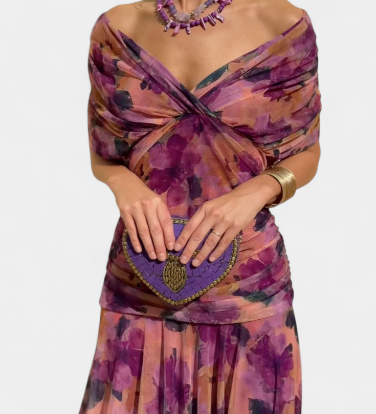 Luana - Vestido elegante con escote en V