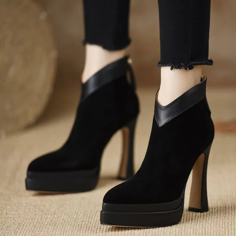 Dora - Botas con estilo moderno, confort y actitud femenina.