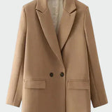 Abrigo Oversized con Estilo Moderno