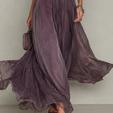 Flavia - Vestido largo morado con escote elegante