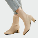 Botas ortopédicas de punto elegantes
