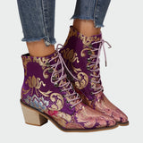 Botines de cuero con flores para Valentina
