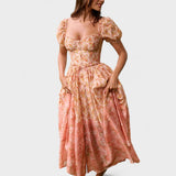 Valentina - Elegante Vestido Floral en Coral