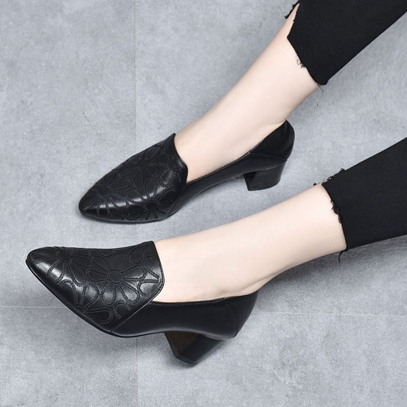 Olena - Zapatos de Tacón en Piel Vegana con Bordado Delicado