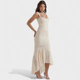 Francesca - Vestido de silueta escultural y elegante
