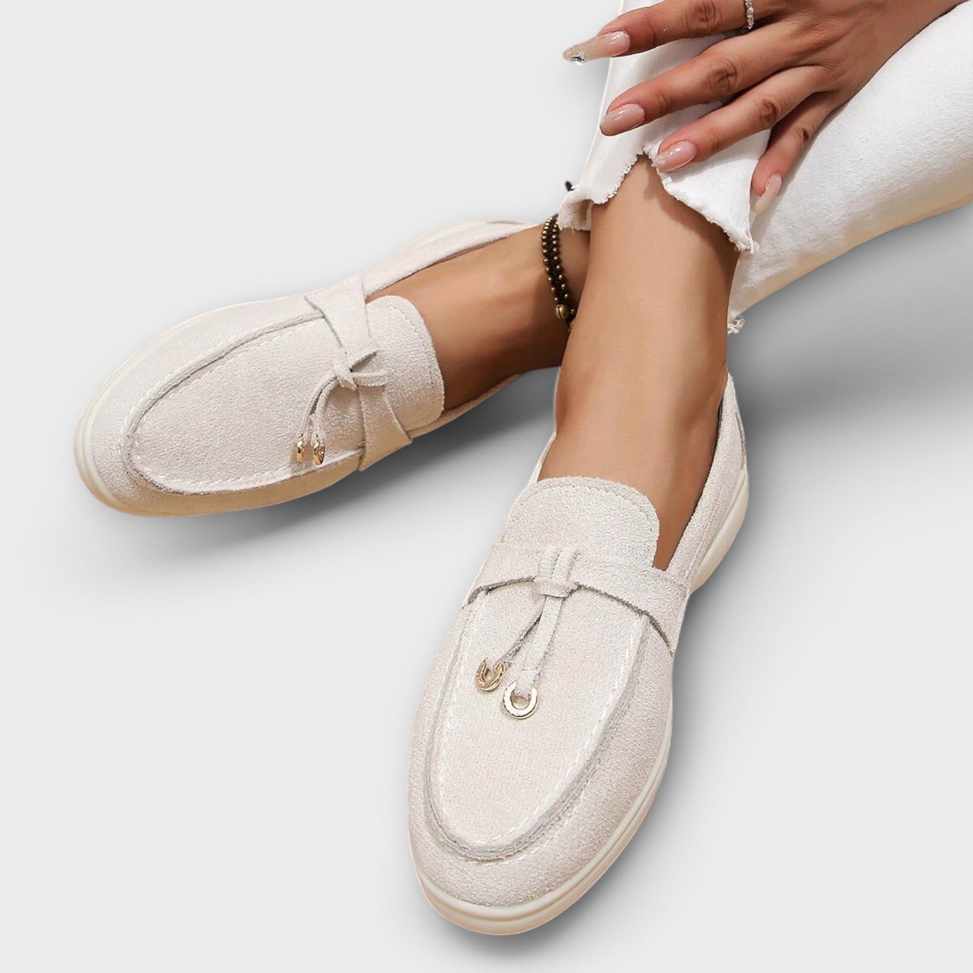 Mocasines Beiges para Ella con Cordón Decorativo