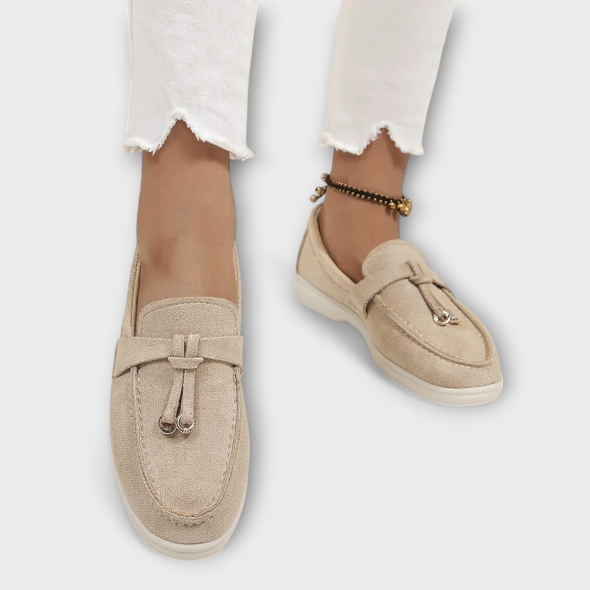 Mocasines Beiges para Ella con Cordón Decorativo