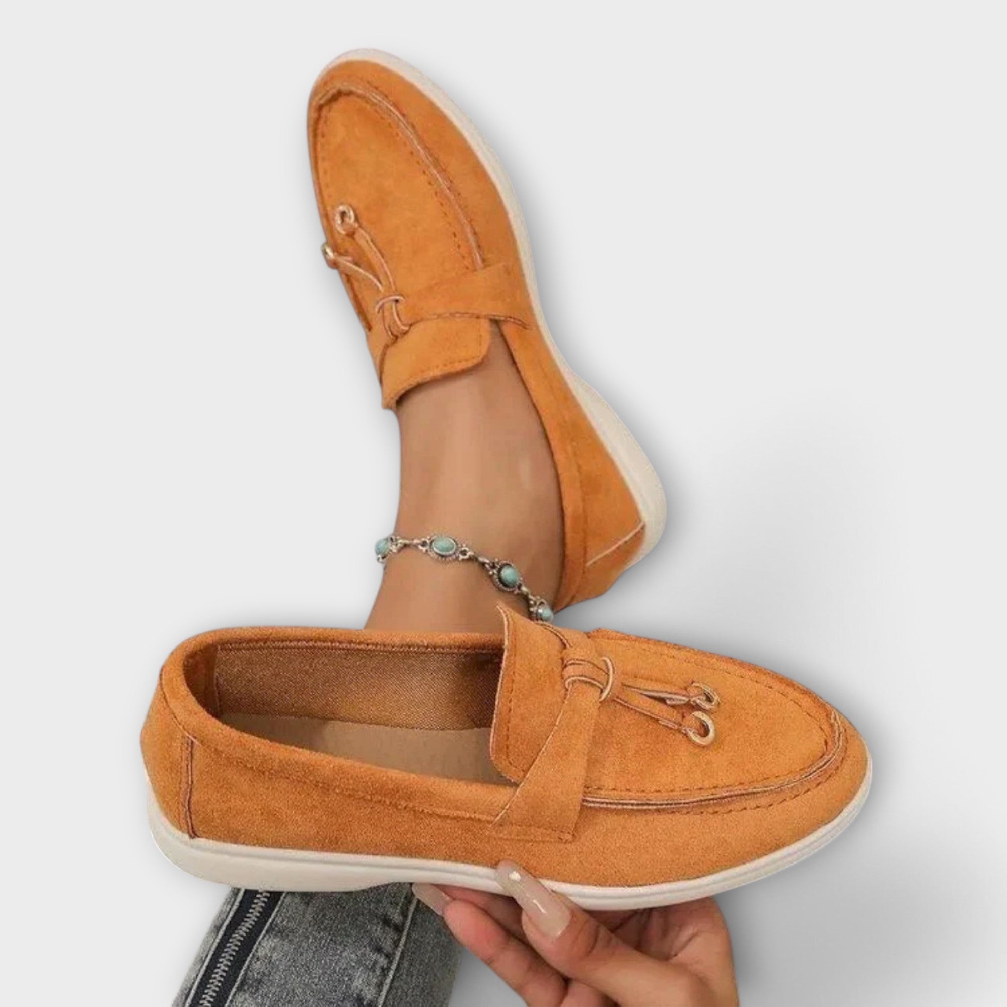 Mocasines Beiges para Ella con Cordón Decorativo