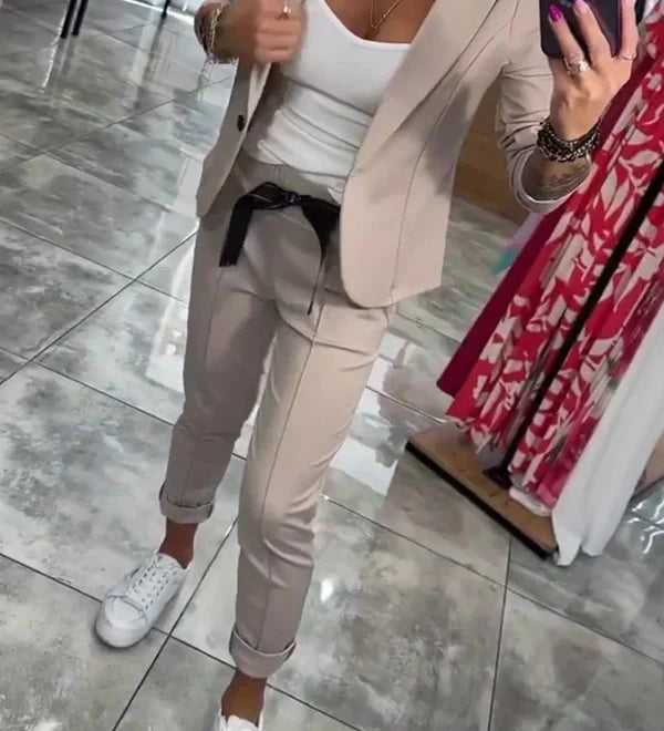 Adriana - Conjunto Chic y Elegante
