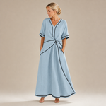 Emilia - Vestido Ligeramente Suelto - Azul Claro