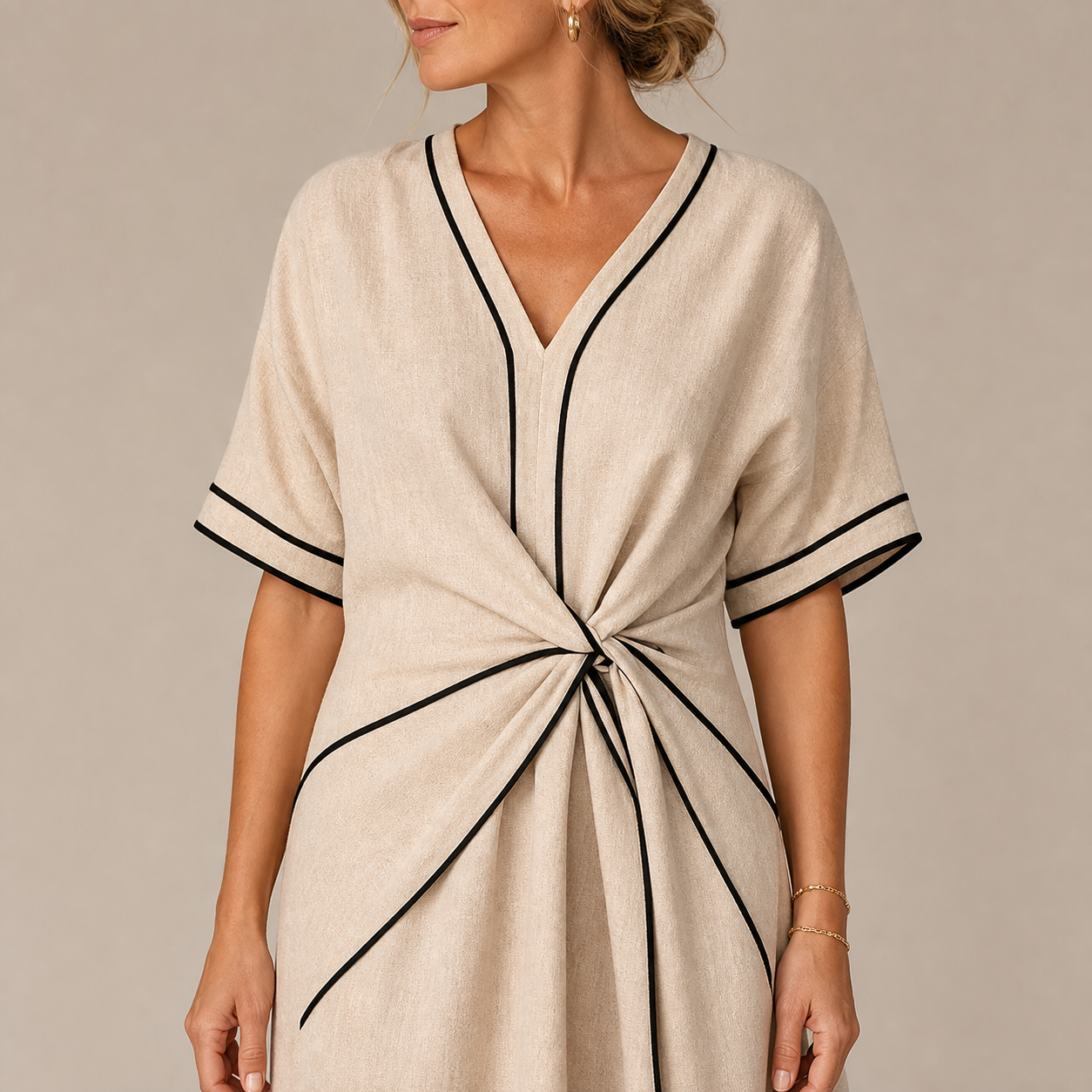 Emilia - Vestido Ligeramente Suelto - Bege - detalle