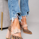 Selveta - Sandalias de ante con estampado de leopardo y tacón estable