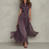 Flavia - Vestido largo morado con escote elegante