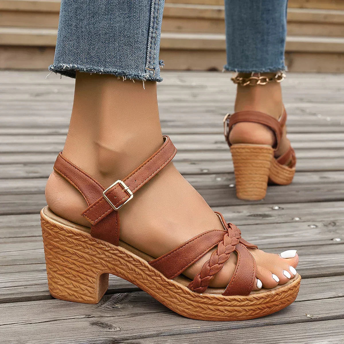 Gianna - Sandalias clásicas de tacón medio - Marrón