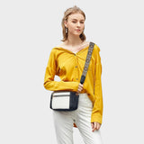 Lía - Bolsa de hombro elegante y refinada