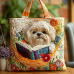 Bolso tote acolchado naranja con shih tzu leyendo un libro entre flores