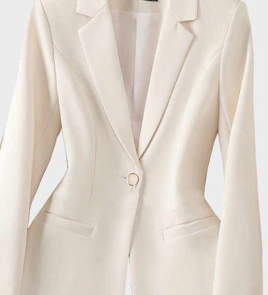 Sofía: Blazer de línea moderna y elegante